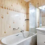 Un Jardin En Apartment